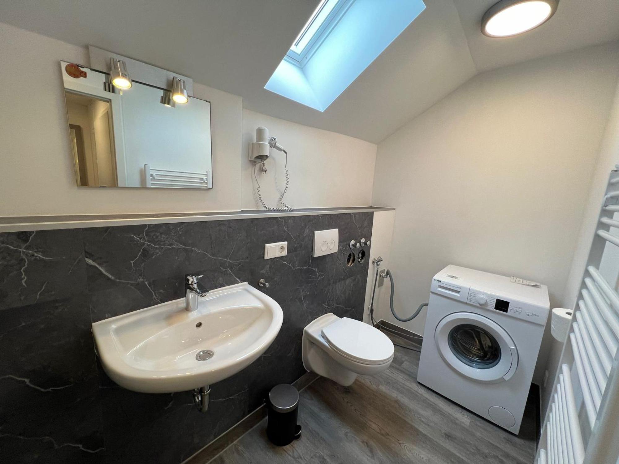Appartement V3-6 Geraeumige Monteur Mit 2 Schlafzimmern *